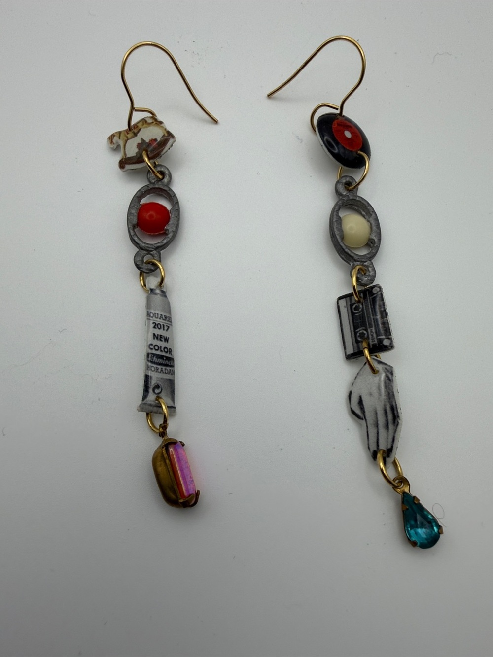 Haricot Vert - Asymmetrical Charm Drop Earrings in Multicolor - Picture 2 of 4